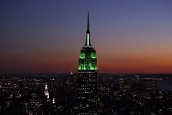 L'Empire State Building s'illumine en vert pour célébrer l'Aïd el-Fitr
