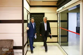 از راست سیدحمیدرضا طیبی، رئیس جهاددانشگاهی و وحید قبادی‌دانا، معاون وزیر و رئیس سازمان بهزیستی کشور