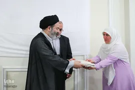 دیدار صمیمی سرپرست حجاج ایرانی با زائران کشورمان در مکه مکرمه