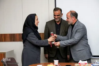 مراسم تجلیل از خبرنگاران ایکنا و ایسنای استان مرکزی