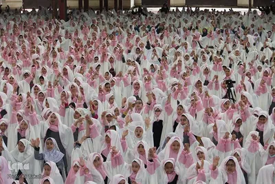 جشن تکلیف ۱۵۰۰دختر ملایری