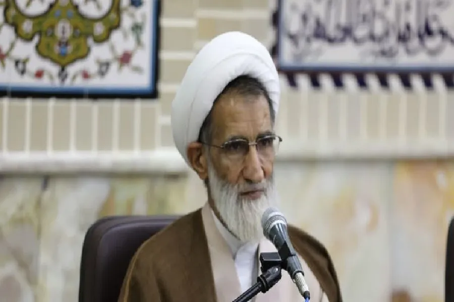 انتقاد امام‌جمعه شهرکرد از بی‌مهری به نماز در ادارات