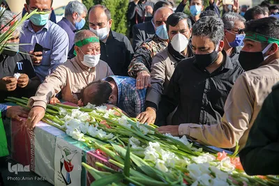 استقبال از دو شهید دفاع مقدس در شیراز
