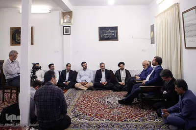 دیدار نمایندگان جامعه قرآنی با خانواده شهید محمدرضا قوام
