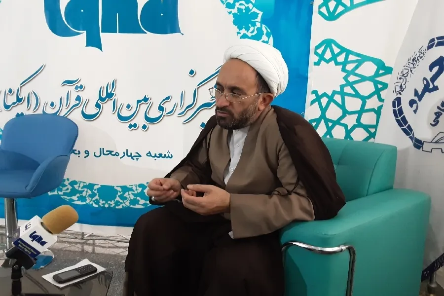 جامعه نیازمند نهضت بازگشت به قرآن است