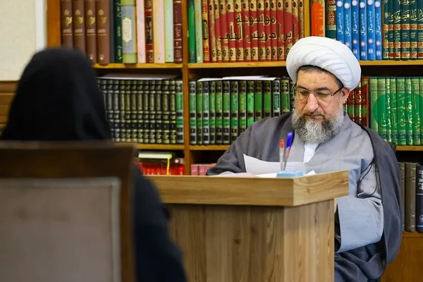 دیدار اقشار مختلف مردم با امام جمعه تبریز