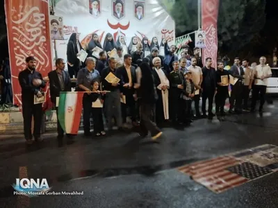 باران هم حریف تجمع مردم اهر در حمایت از مدافعان وطن و بیعت با رهبری