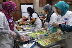 Kanada müsəlmanları yoxsulları aclıqdan xilas edirlər