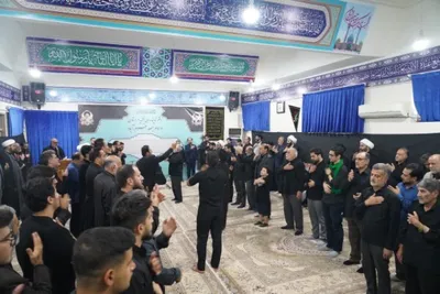 مراسم عزاداری شب هشتم محرم در بیت نماینده ولی‌فقیه در لرستان