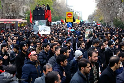 راهپیمایی دانشجویان دانشگاه های تهران در پی شهادت سردار قاسم سلیمانی