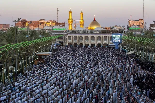 اقامه نماز عید قربان در بین‌الحرمین + عکس
