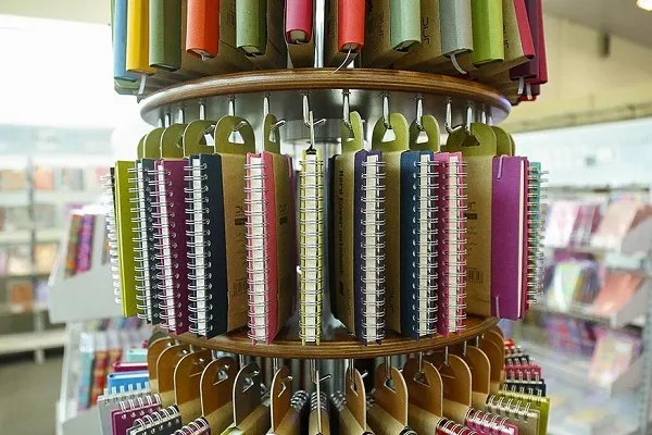 برپایی نمایشگاه نوشت‌افزار ایرانی ـ اسلامی در کلیشاد اصفهان