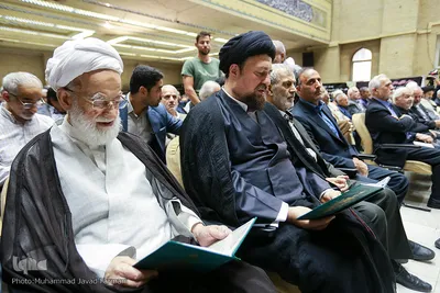 سید حسن خمینی و آیت الله محمد امامی کاشانی مراسم یادبود حجت الاسلام احمد احمدی