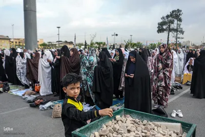 نماز عید سعید فطر در حرم حضرت عبدالعظیم(ع)