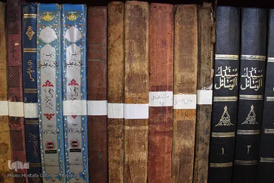کتب نفیس و نسخ دستی دوران اسلام و بعد از اسلام در مسجد ابواسحق اهر