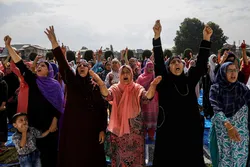 India Locks Down Kashmir's Major City on Eid Holiday