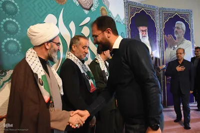 اجلاسیه نماز و تجلیل از فعالان نماز در دستگاه‌های اجرایی سمنان‎