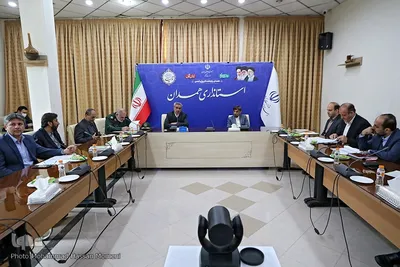 نشست محرومیت زدایی و توانمندسازی محلات کم برخوردار