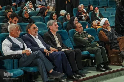 گردهمایی بانوان ایرانی طلایه داران ساخت صحن و شبستان حضرت زینب (س)