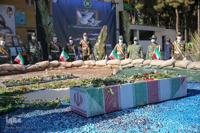 مراسم تشییع و خاکسپاری شهید گمنام در شیراز