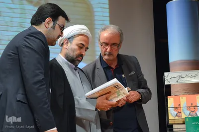 اخختامیه دومین جشنواره بین المللی داستان کوتاه و خاطره نویسی طلاب
