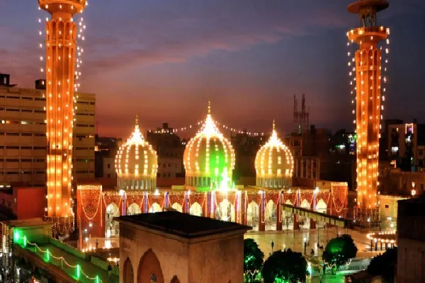 آمادگی مسلمانان کانادا برای جشن میلاد پیامبر(ص)