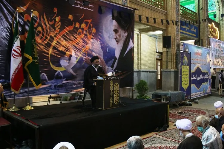 رهبری که شناسنامه یک ملت شد / زنده نگه داشتن مکتب امام(ره) با حضور در انتخابات