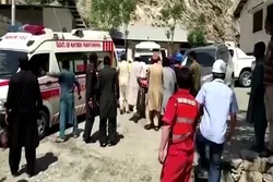 Ang Pambobomba ng Nagpakamatay sa Pakistan Pumatay ng 3 sa Pook ng Pagsusuri