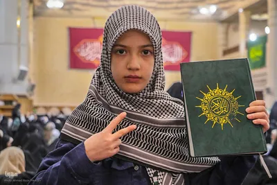 اجتماع بانوان «میثاق انقلابی» در حرم شاهچراغ (ع)