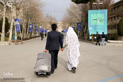 برگزاری مراسم ازدواج دانشجویی در جوار شهدای گمنام دانشگاه تهران
