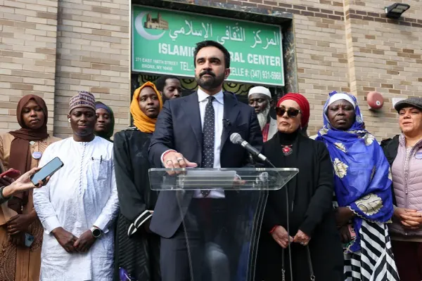Amid Trump Era Policies, US Muslim Voters Lend Support to Democrats