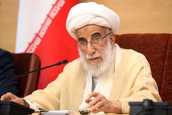 تحریم‌های آمریکا علیه مسئولان عالی نظام، تبلیغاتی است
