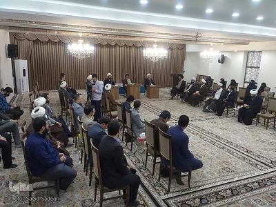 نشست علمی تبیین حقایق و ارزش‌های انقلاب در تبریز