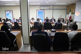 نشست نقد و بررسی کتاب «توحیدگرایی و صلح»