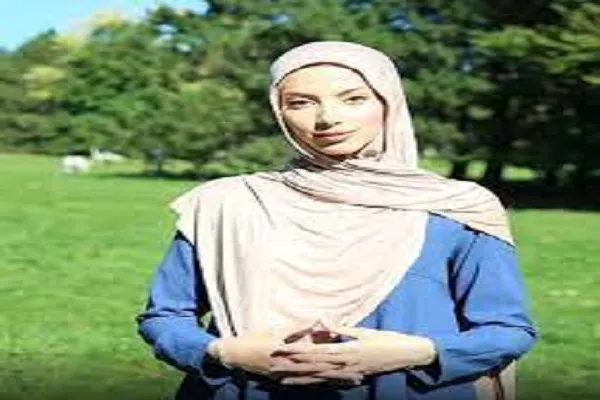 Wanita diludah kerana pakai tudung