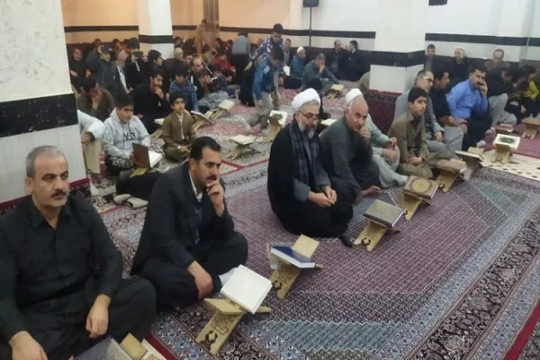 محفل انس با قرآن در سنندج برگزار شد