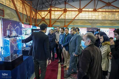 بازدید جمعی از جهادگران جهاددانشگاهی فارس از «دستاوردهای صنعت هسته‌ای»‎