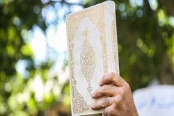 القرآن يعرض ملخصاً من سيرة العظماء