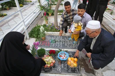 تحویل سال نو در گلزار شهدا