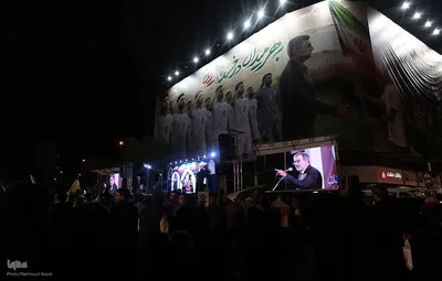 سخنرانی رئیس جهاددانشگاهی در تجمع شبانه مردم در میدان انقلاب تهران