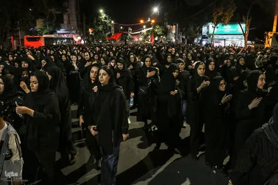 دسته عزاداری هیئت فاطمیون زنجان در شب عاشورا