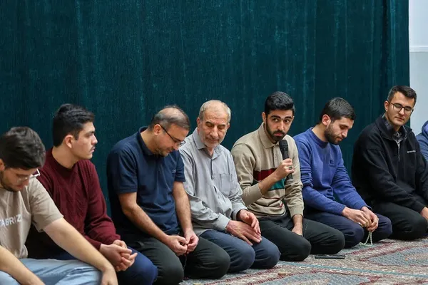 اعتکاف دانشجویی در مسجد دانشگاه علوم پزشکی تبریز