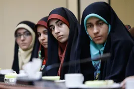 مراسم تقدیر از دانشجو معلمان قرآنی
