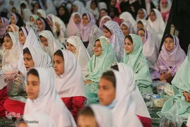 همایش بزرگ دختران کرامت