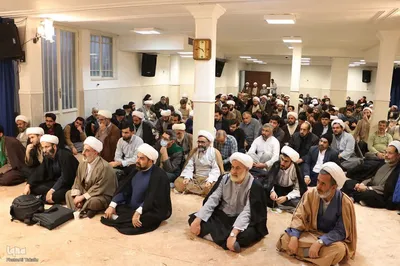 دیدار طلاب و علمای همدانی مقیم قم با ایت الله نوری همدانی‎