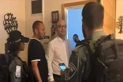 Zionistische Sicherheitskräfte nehmen palästinensischen Minister für Jerusalem-Angelegenheiten fest