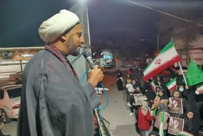 تجمع مردمی در بیعت با سومین امام انقلاب در خرم‌آباد