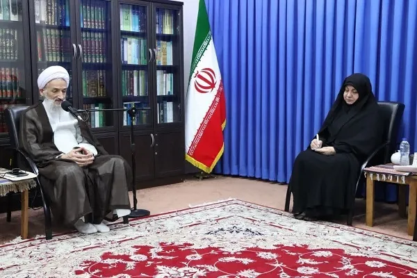 دیدار مدیرکل بهزیستی، دبیر و اعضای انجمن نابینایان مازندران با نماینده ولی فقیه در مازندران