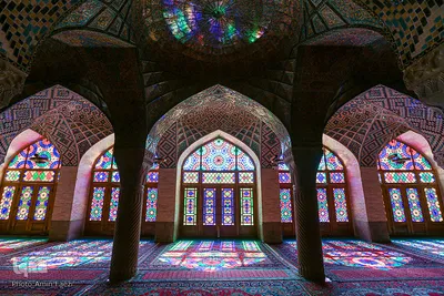 مساجد، خانه پرهیزگاران است