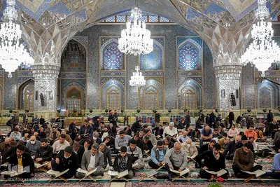 جزءخوانی قرآن کریم در آستان رضوی